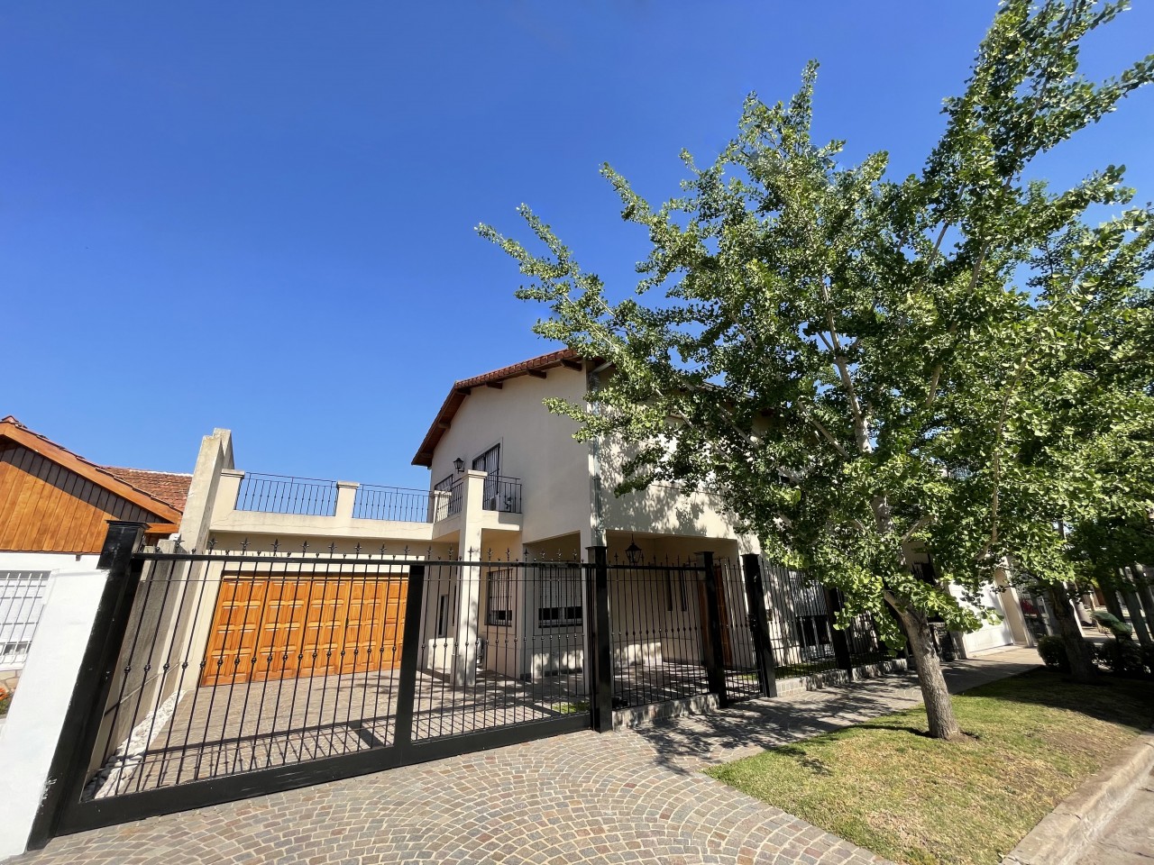 Chalet en Venta, Los indios 1400 Pappacena Carbone